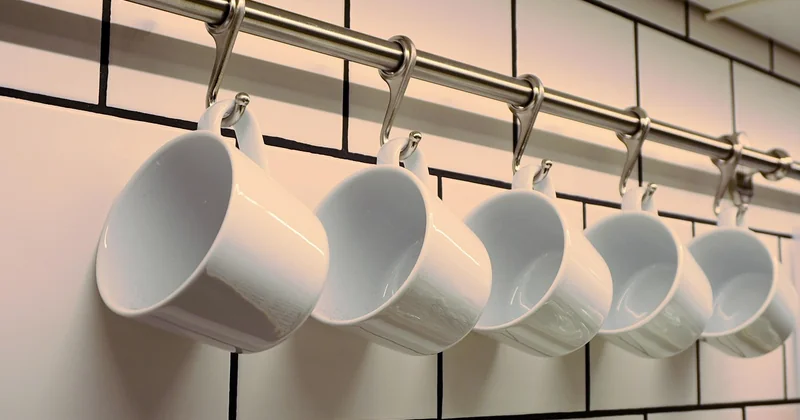 Ce qui abîme vraiment la porcelaine en machine
