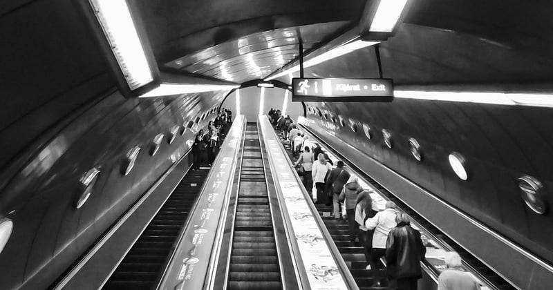 Monte-escalier Stannah : quel est le prix moyen à prévoir ?